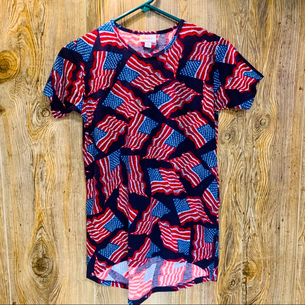 5/$20💛LULAROE American Flag Top